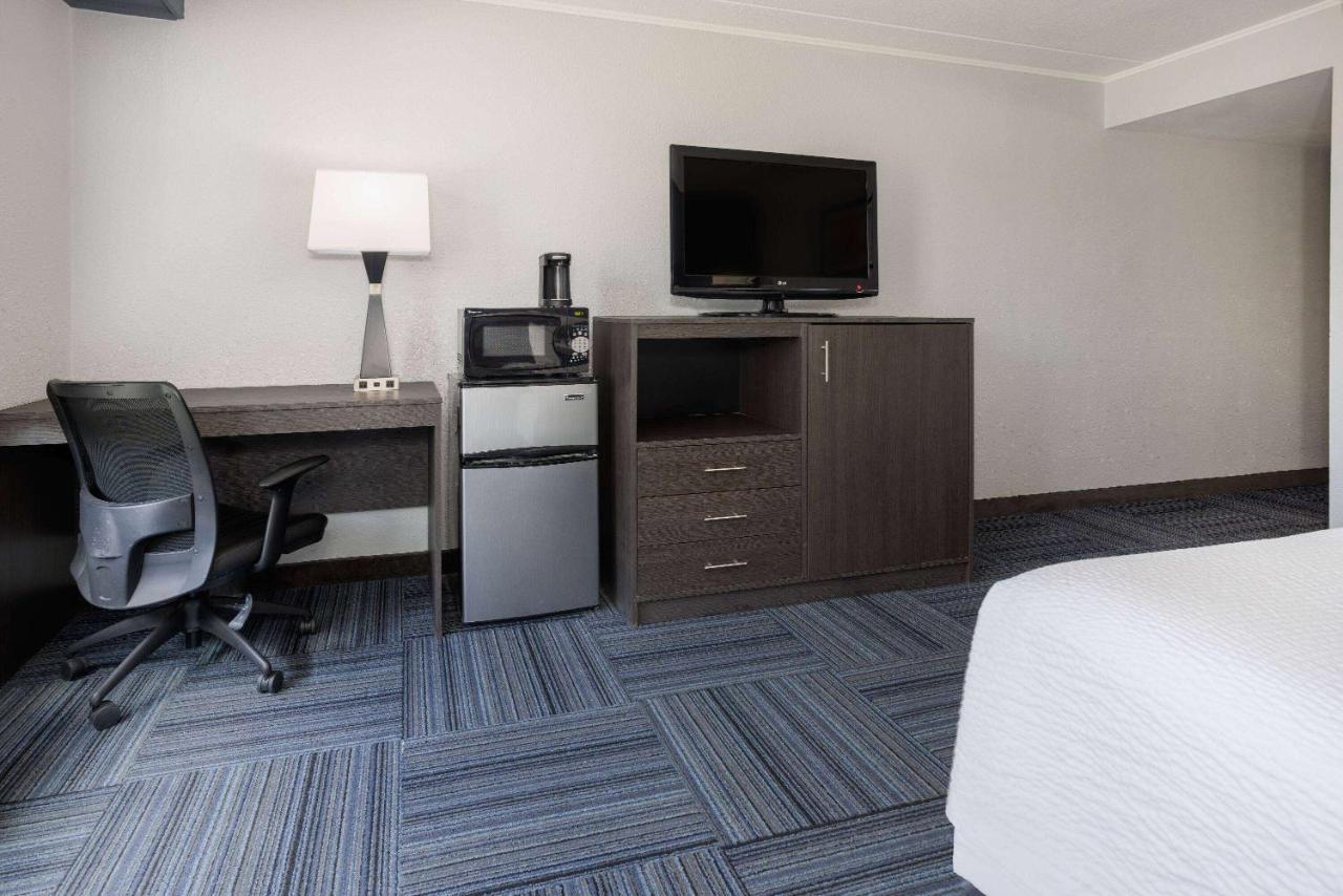 Baymont By Wyndham Hotel 3*
