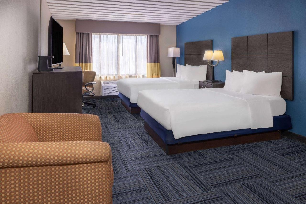 Hotel Baymont By Wyndham 3*